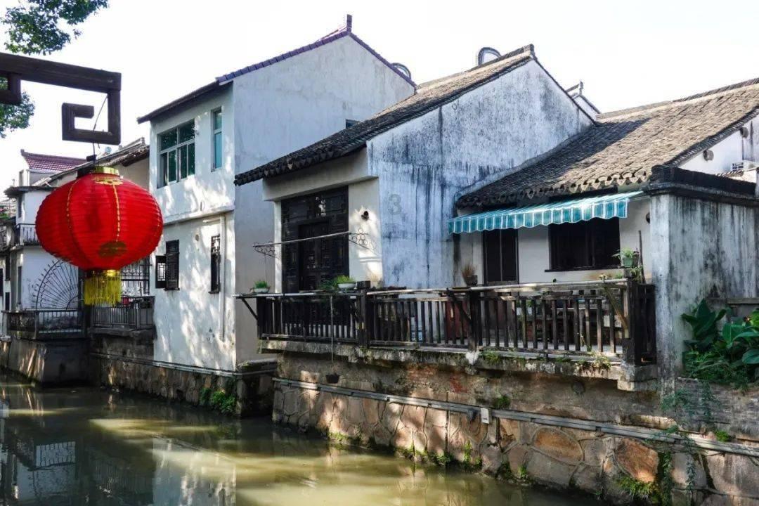 几何霓虹冲刺4无敌版